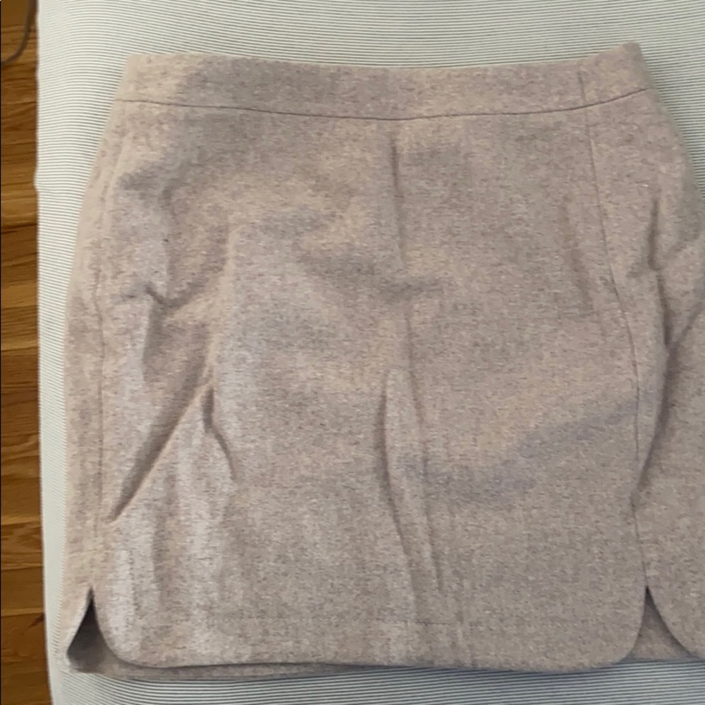 NWT jcrew size 4 tan skirt